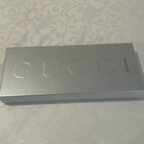 Gucci NWT Boxed Holiday gift cards set - Picture 2 of 9